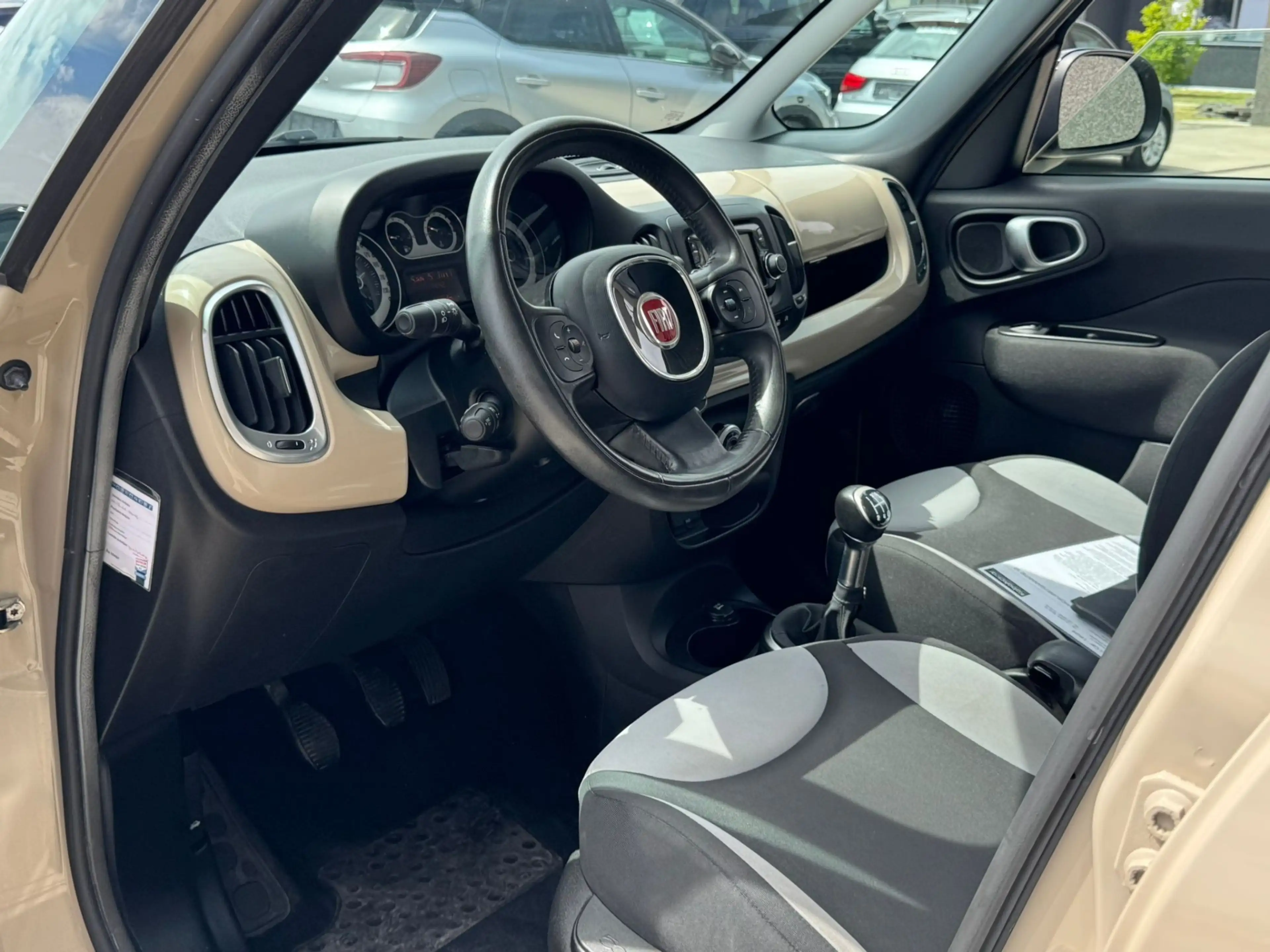 Fiat 500L //GPS//USB//CLIM//CRUISE//GARANTIE 12 MOIS// — photo 9