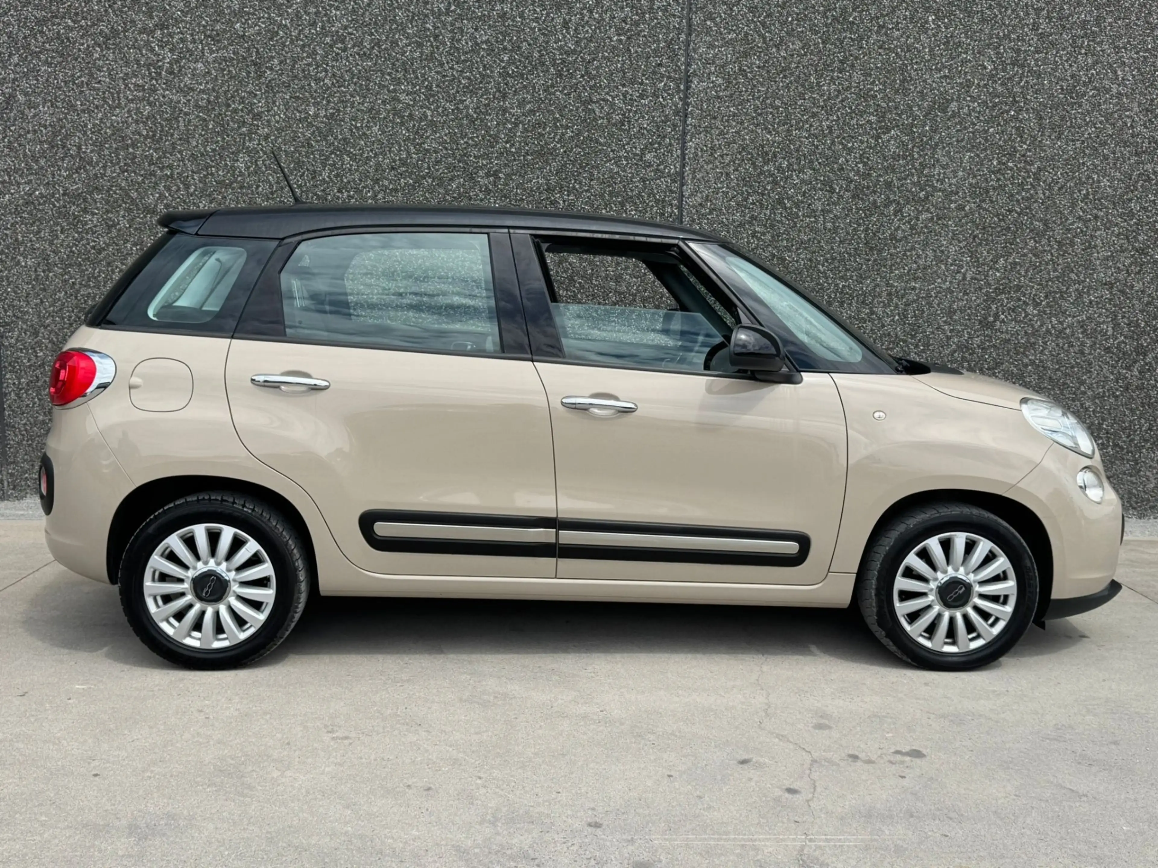 Fiat 500L //GPS//USB//CLIM//CRUISE//GARANTIE 12 MOIS// — photo 7