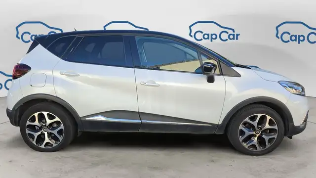Renault Captur view 4