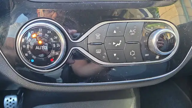Renault Captur view 13