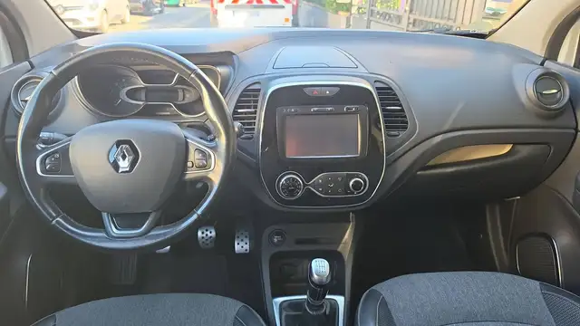 Renault Captur view 11