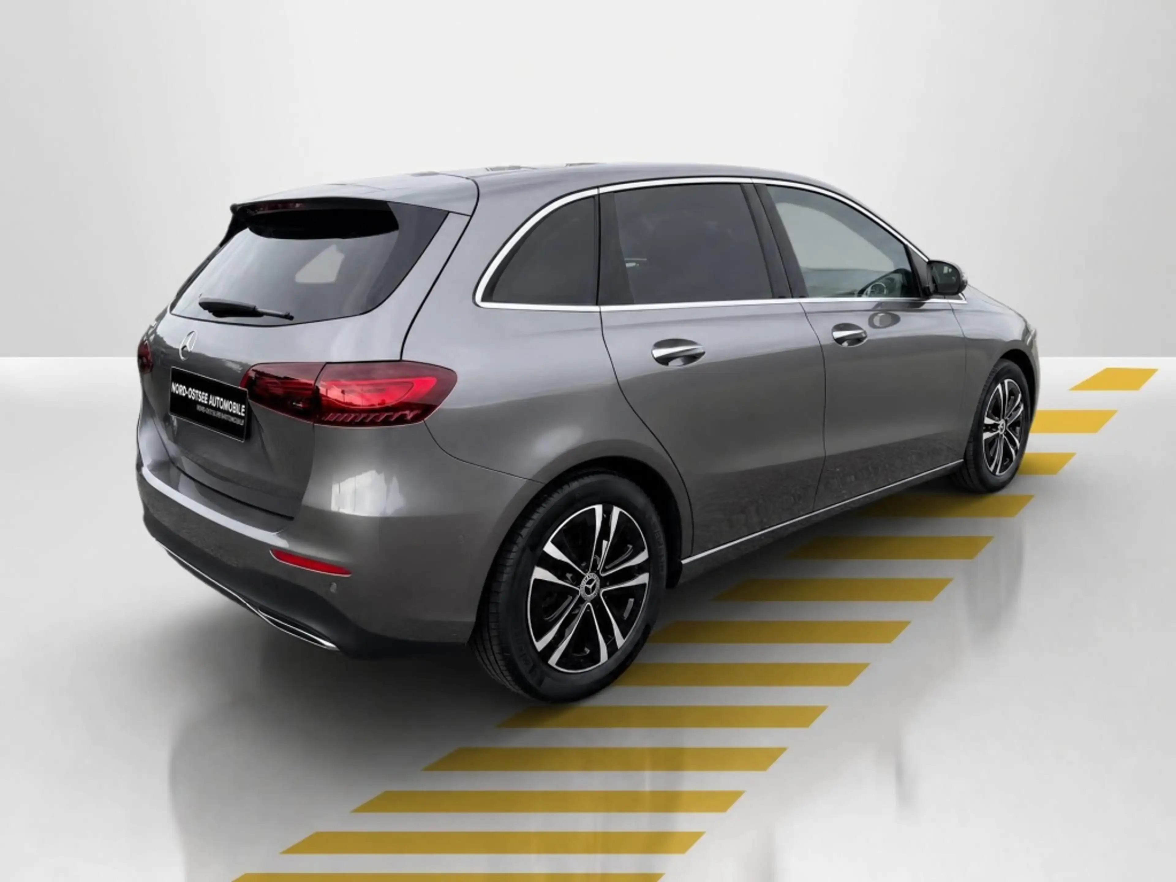 Mercedes-Benz B 200 PROGRESSIVE KAMERA PANO AHK ADVANCED PLUS — photo 15