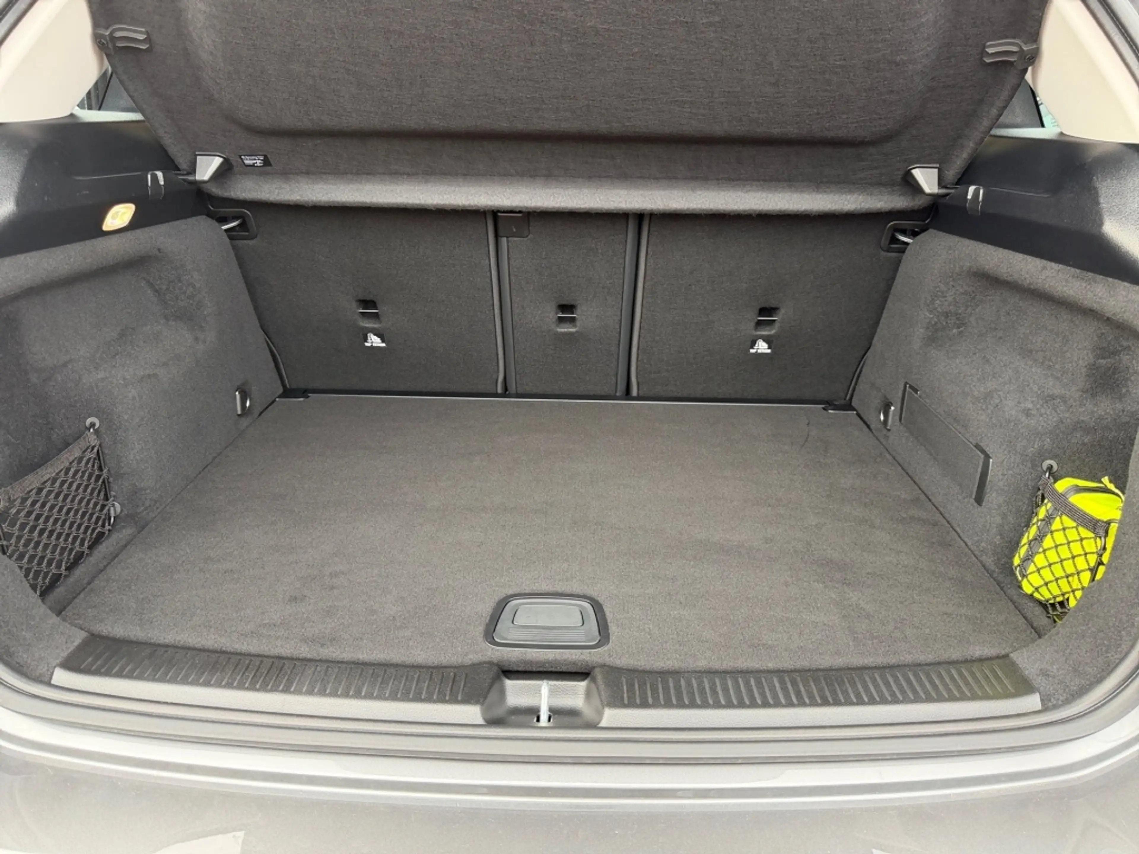Mercedes-Benz B 200 PROGRESSIVE KAMERA PANO AHK ADVANCED PLUS — photo 14