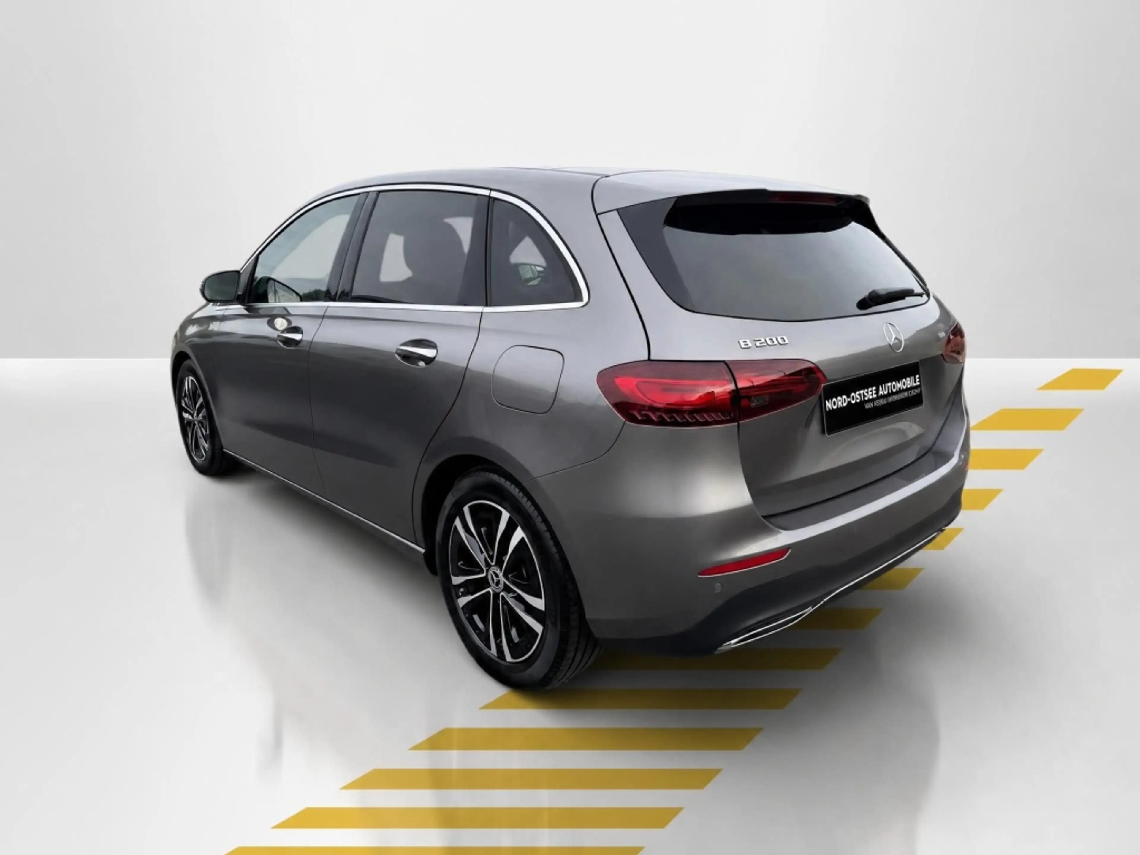 Mercedes-Benz B 200 PROGRESSIVE KAMERA PANO AHK ADVANCED PLUS — photo 13