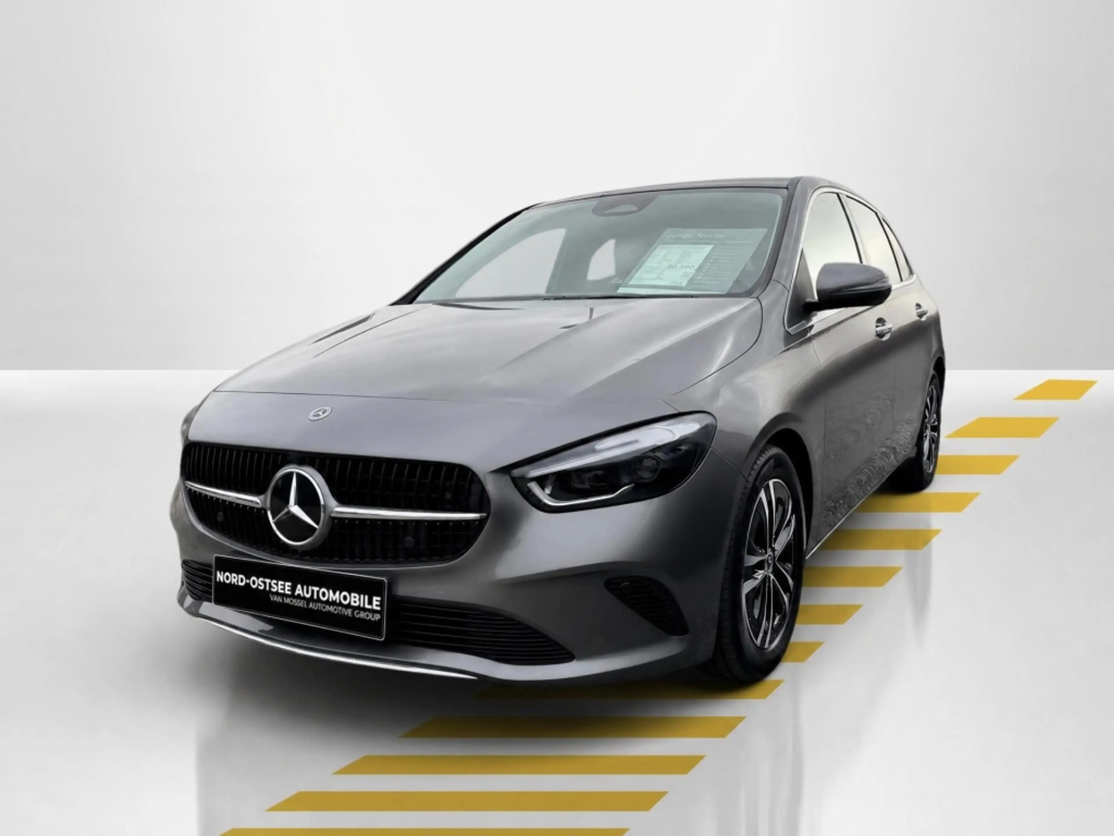 Mercedes-Benz B 200 PROGRESSIVE KAMERA PANO AHK ADVANCED PLUS — photo 2