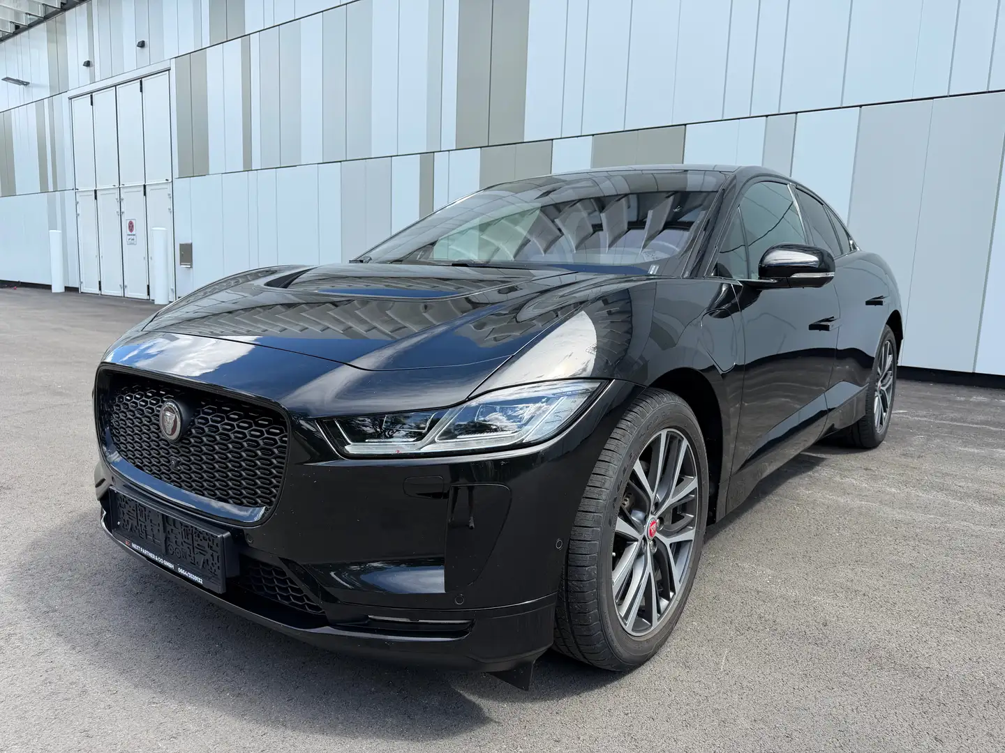 Jaguar I-Pace EV400 S Schwarz - 2