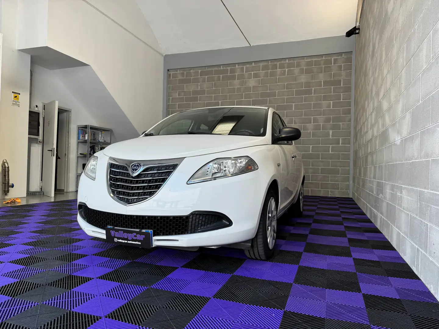 Lancia Ypsilon Ypsilon 2014 1.2 8v *UNICO PROPRIETARIO* Bianco - 1