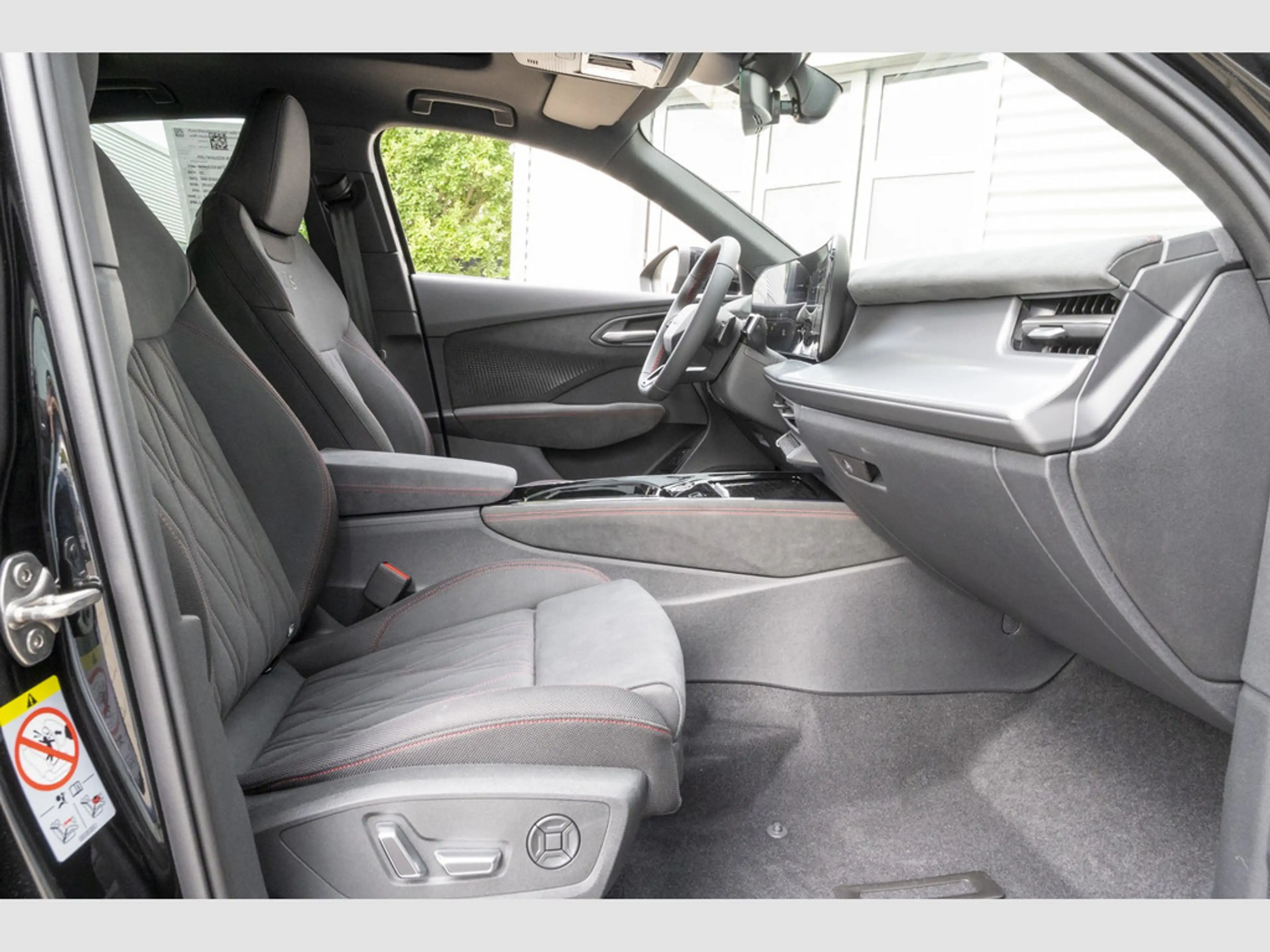 Audi Q3 Sportback S line quattro 'MatrixLED|Panoramad|AHK|TechPro — photo 7