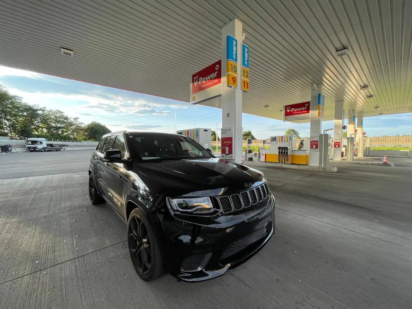 Jeep Cherokee Cherokee 3,7 Limited Cargo Aut. Limited Cargo Schwarz - 2