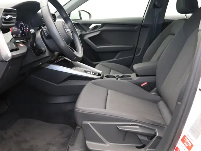 Audi A3 view 9