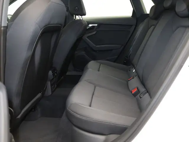 Audi A3 view 8