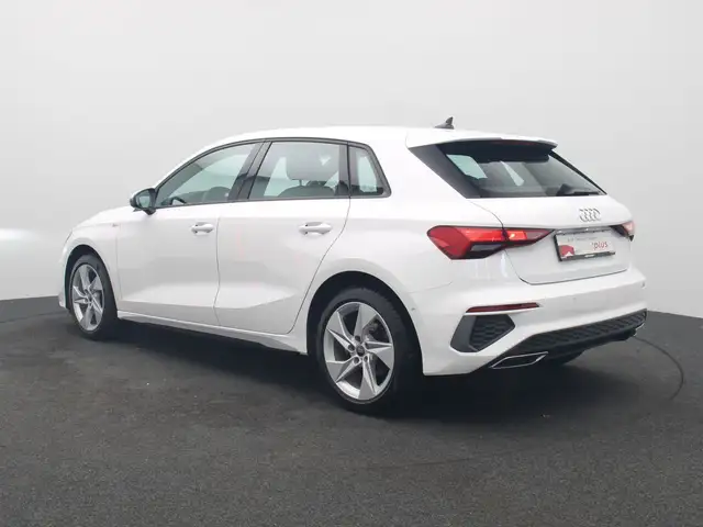 Audi A3 view 5