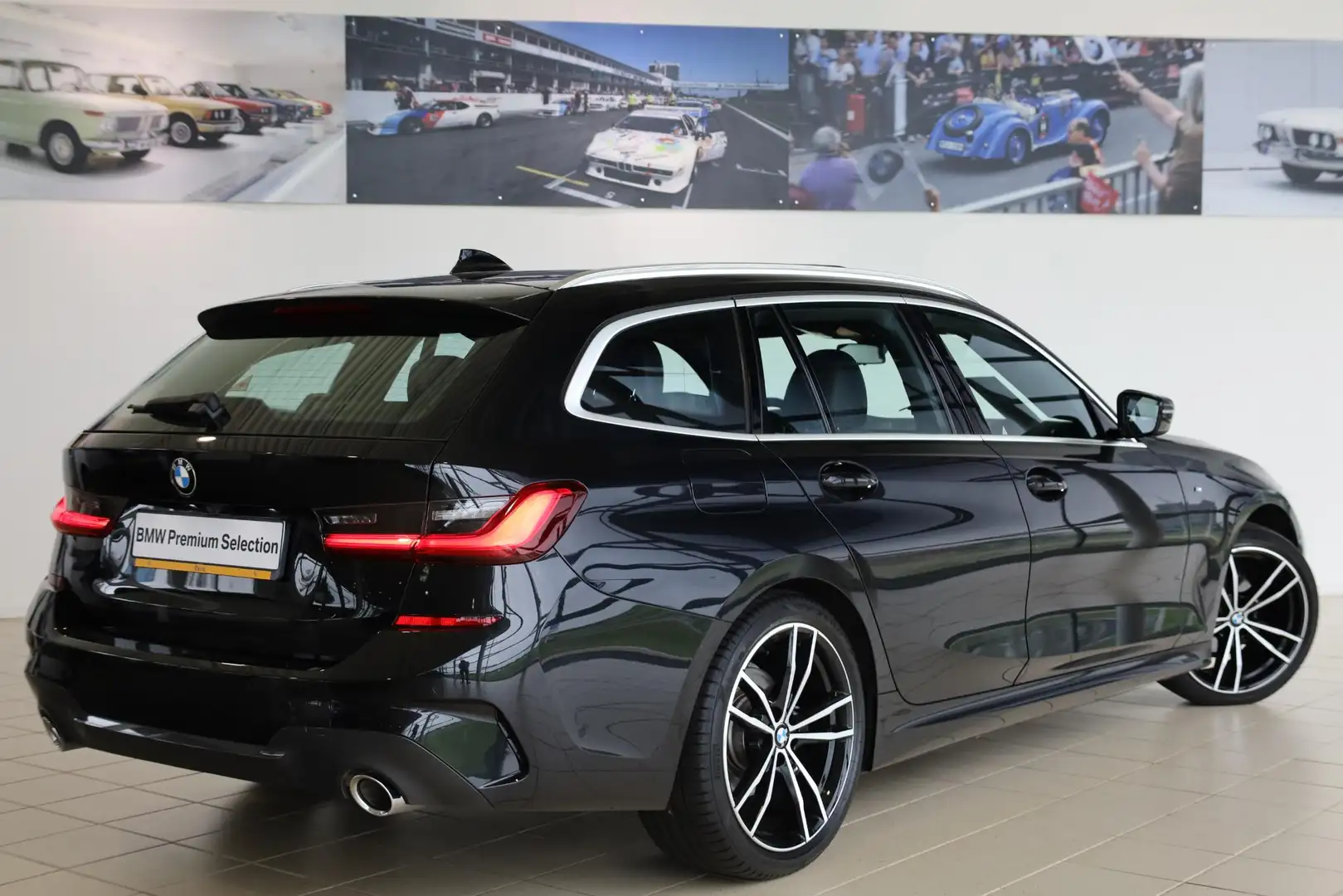 BMW 318 3 Serie Touring 318i High Executive | M sportpakke Schwarz - 2