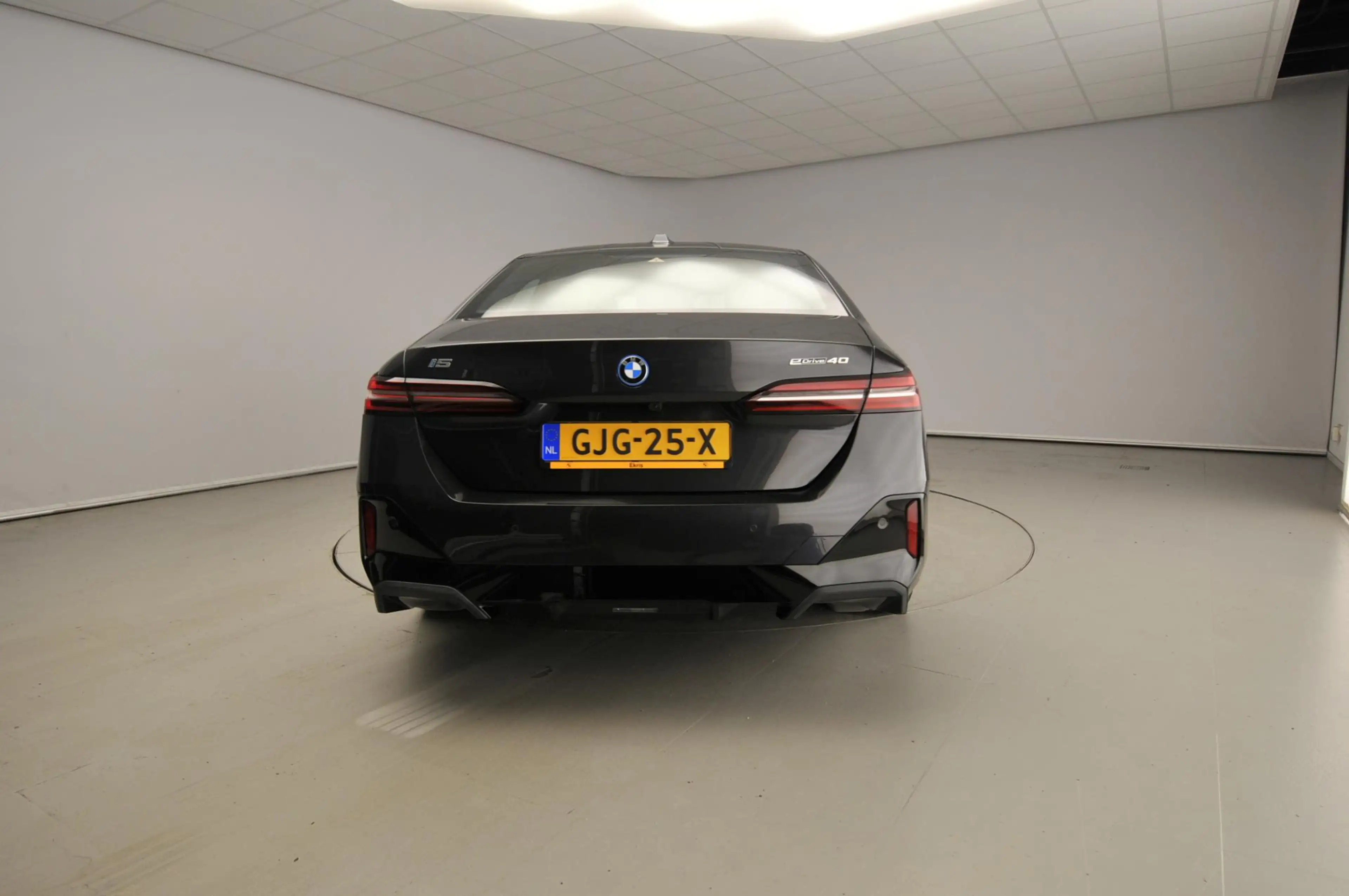 BMW i5 Sedan eDrive40 | M-Sportpakket | LED | HUD | Activ — photo 4