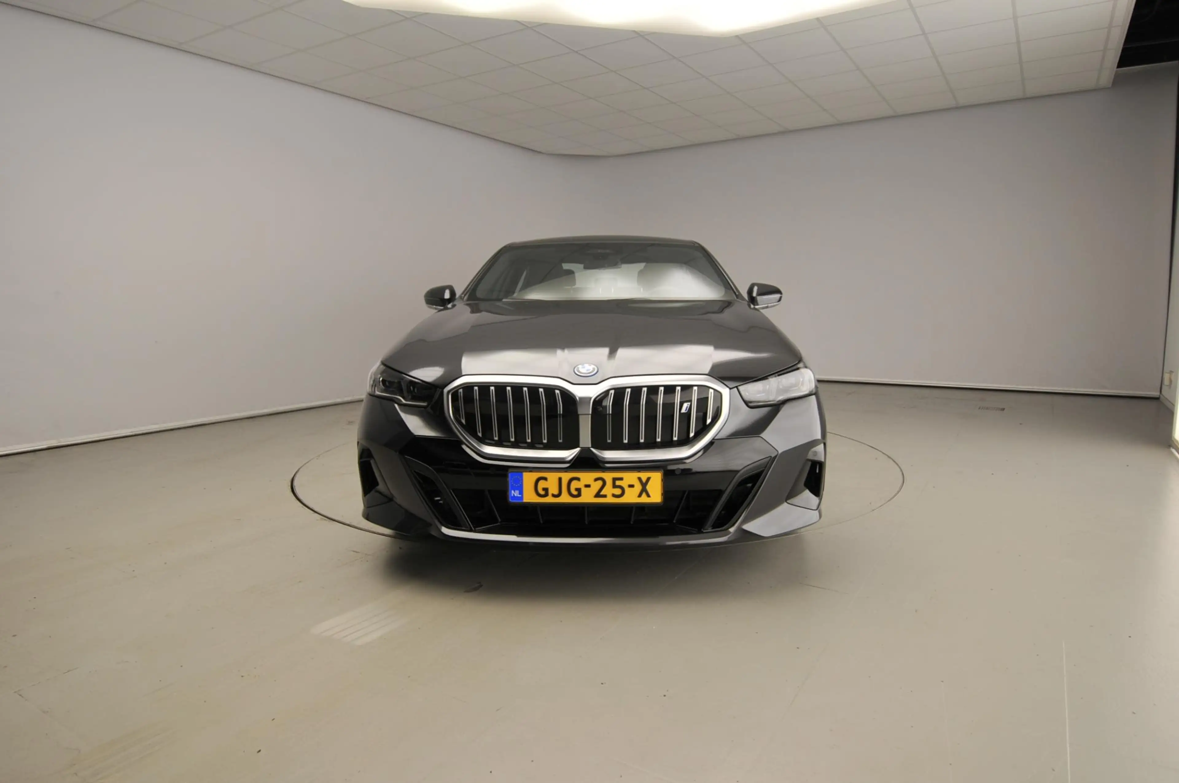 BMW i5 Sedan eDrive40 | M-Sportpakket | LED | HUD | Activ — photo 3