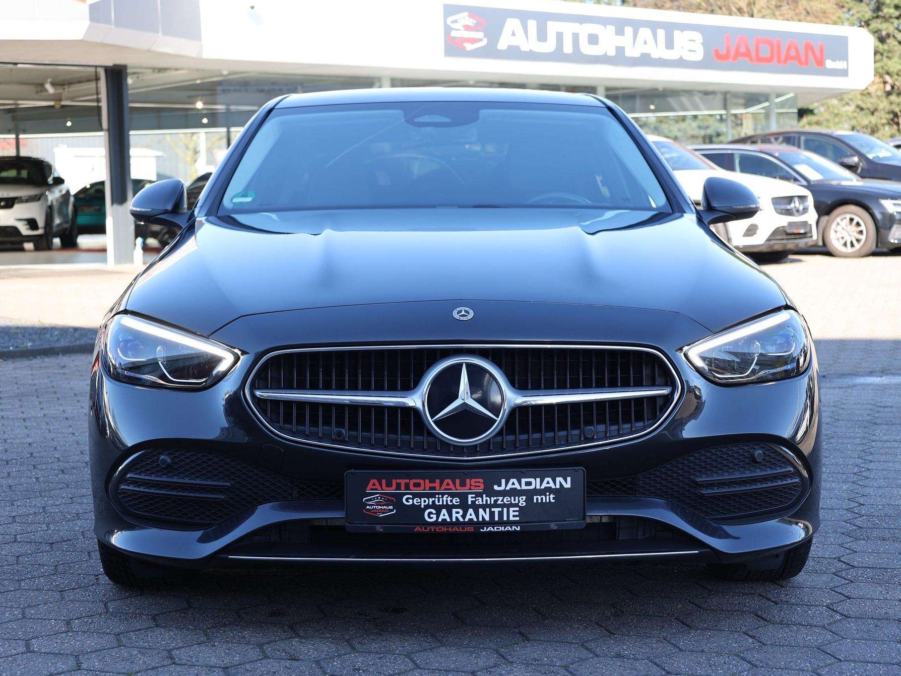 Second hand Mercedes Benz C-Class 220