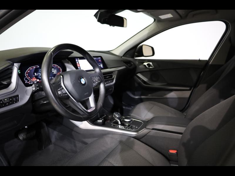 BMW 118 i Hatch — photo 6