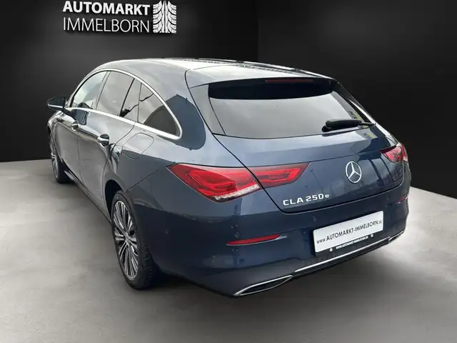 Mercedes-Benz Cla view 8
