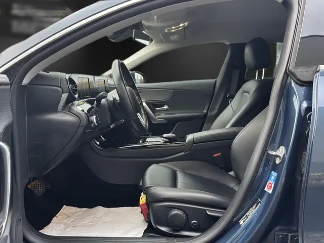 Mercedes-Benz Cla view 12