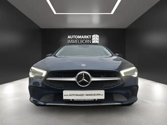 Mercedes-Benz Cla view 9