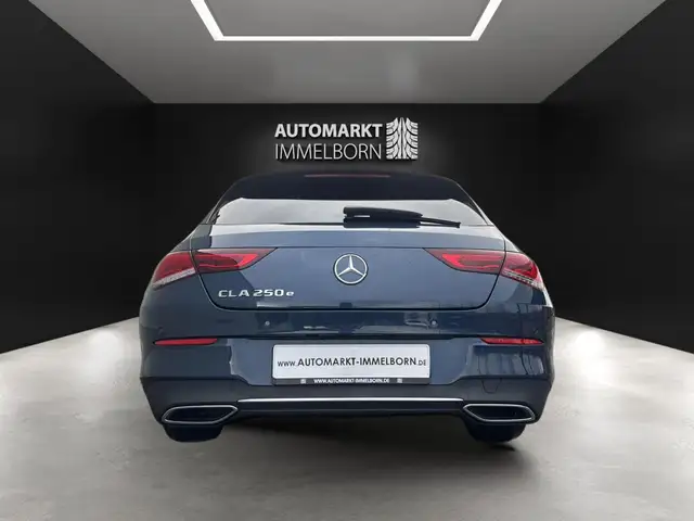 Mercedes-Benz Cla view 10