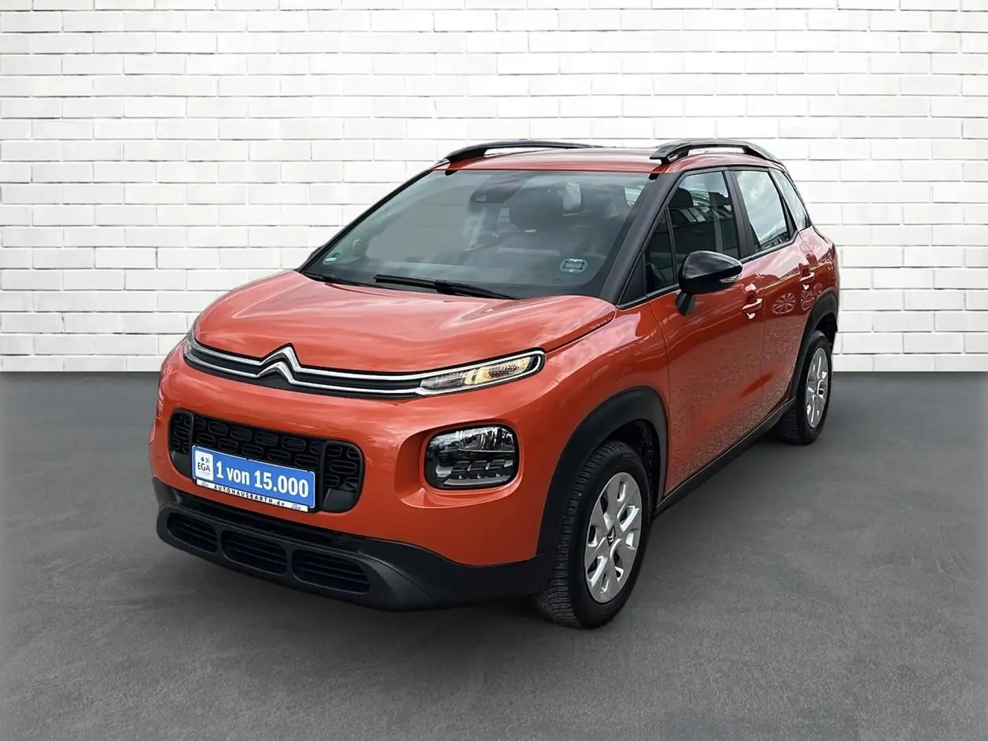 Citroen C3 Aircross 1.2 PureTech 110 Live *Radio*ZV mit FB*BC* Orange - 2