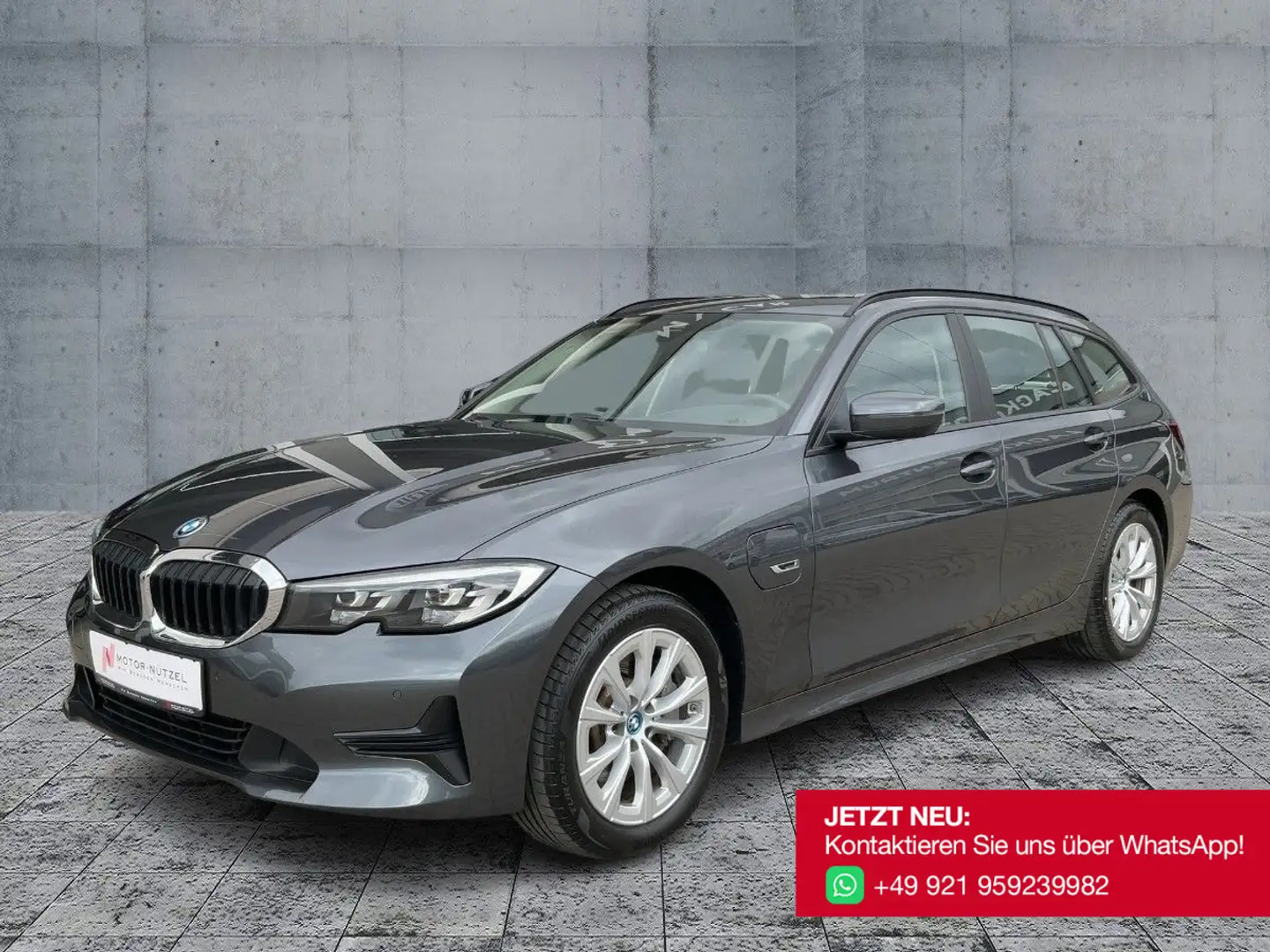 BMW 330 e Touring ADVANTAGE LED+NAVI+DAB+HuD+SHZ+17Z. Grau - 2
