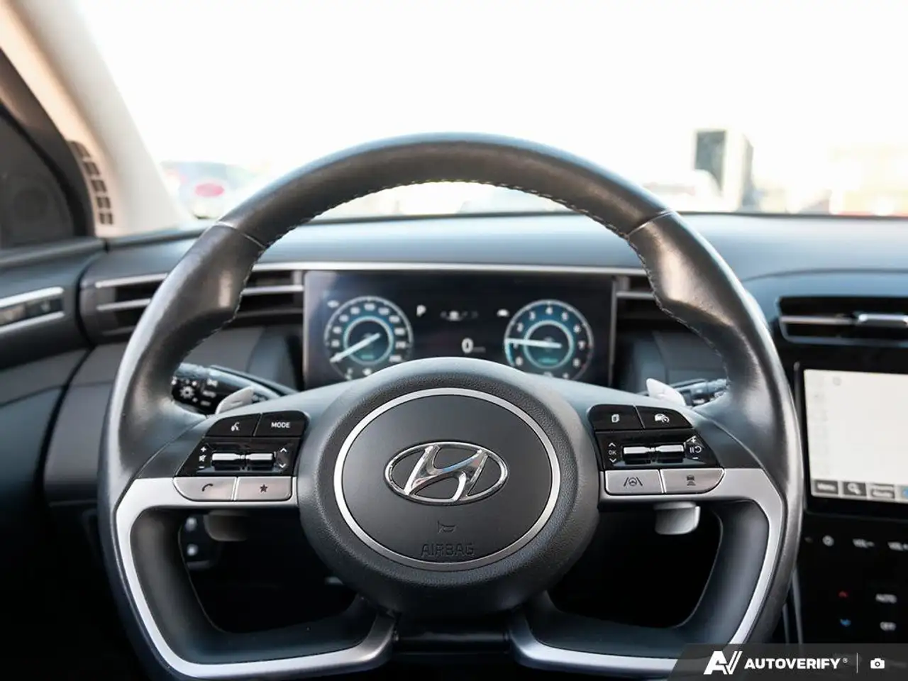 Hyundai TUCSON снимка Hyundai TUCSON