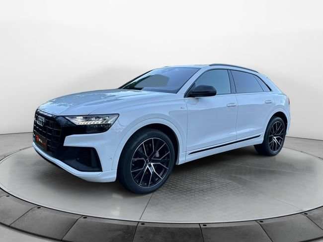 Audi Q8 S-Line / Black Line - foto 1