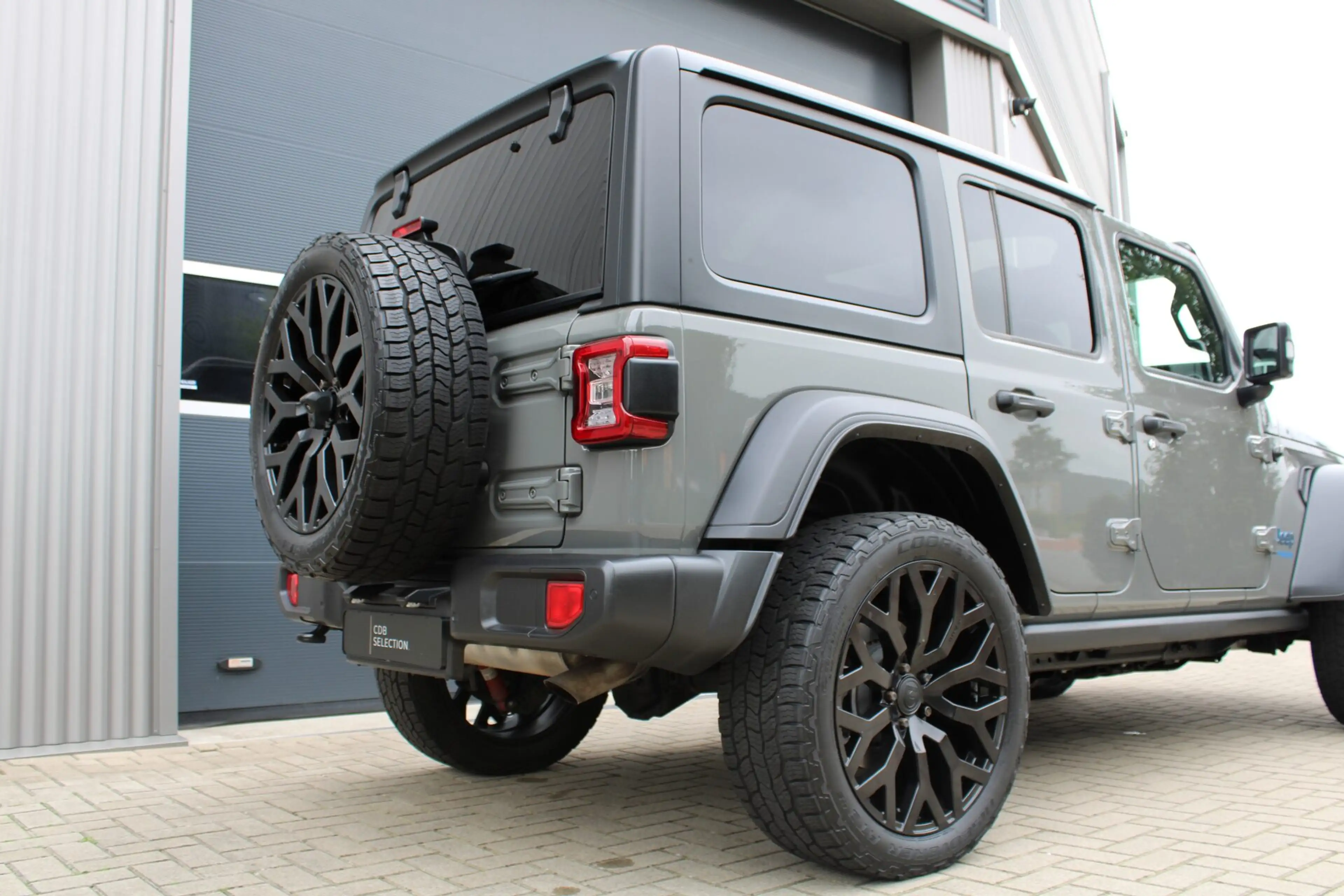 Jeep Wrangler Unlimited 4xe 380 Rubicon | Brute 22 INCH | Full O — photo 5