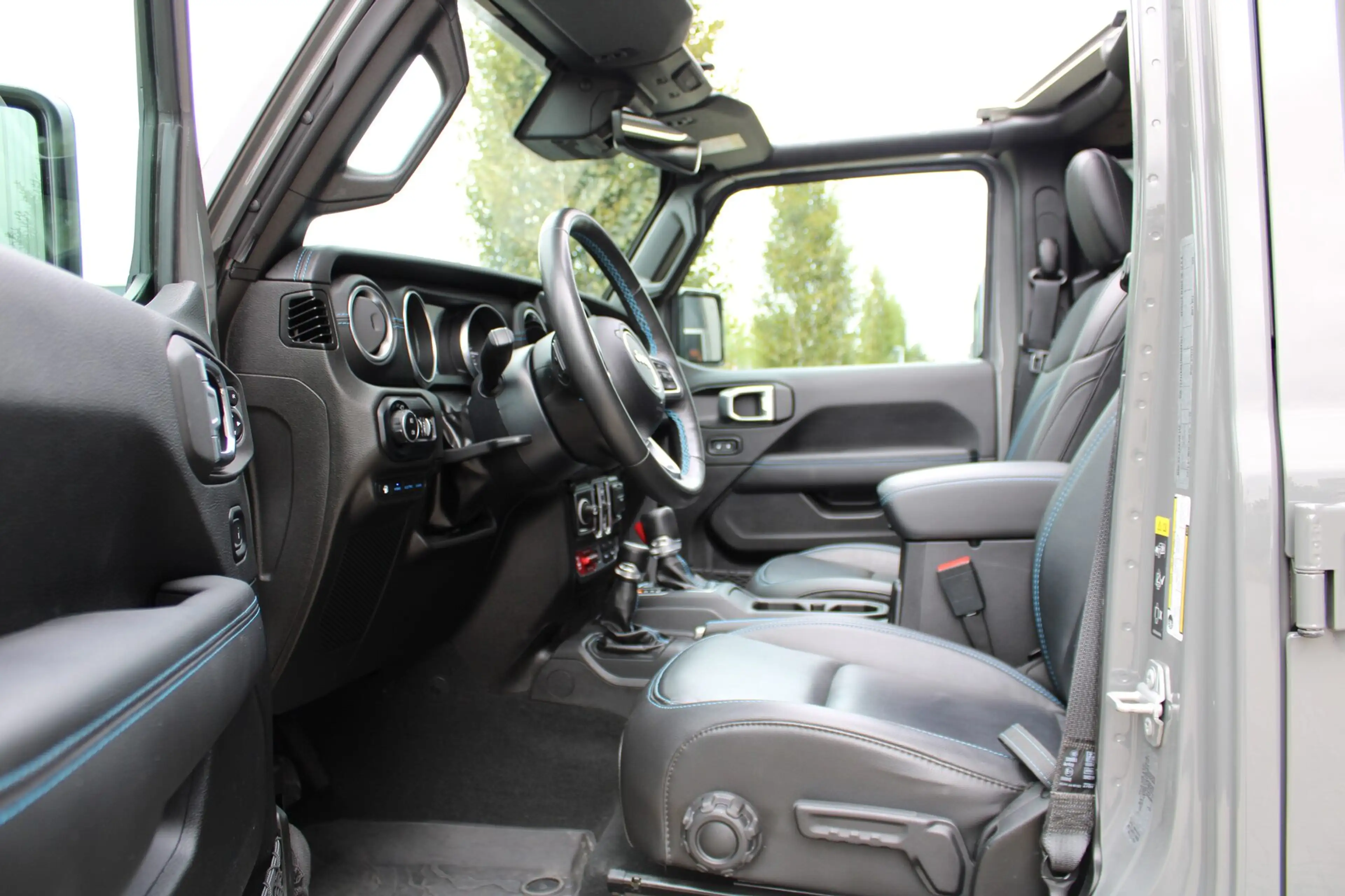 Jeep Wrangler Unlimited 4xe 380 Rubicon | Brute 22 INCH | Full O — photo 16
