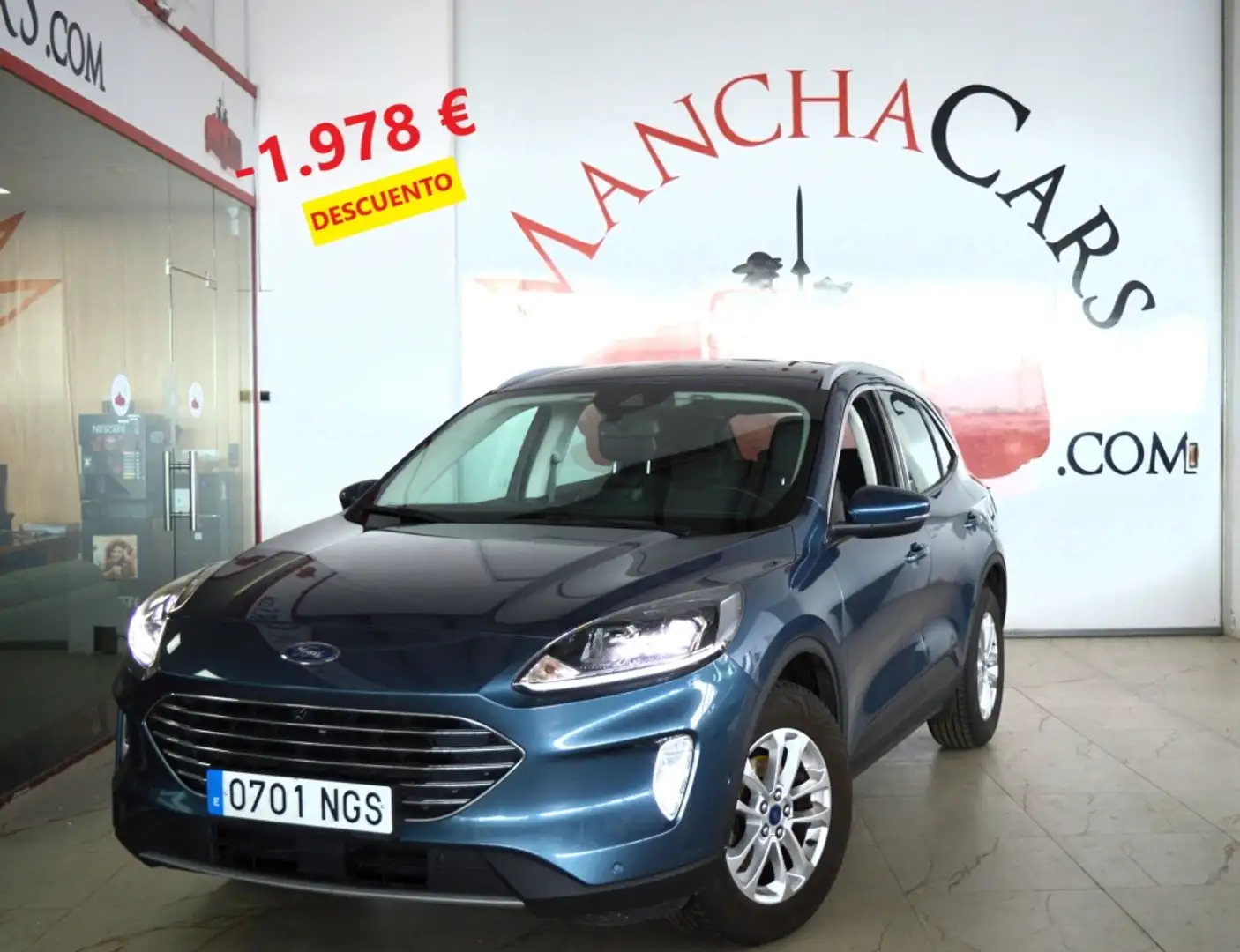 Ford Kuga 1.5 EcoBlue Titanium FWD 120 Blauw - 1