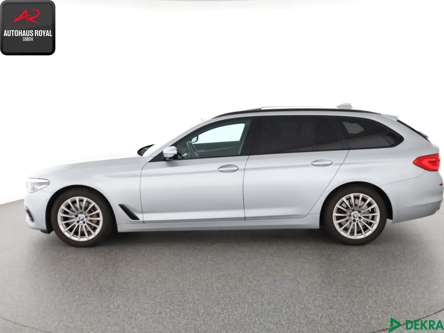 BMW 530 530 d T SPORT LINE SOFTCLOSE,HUD,360GRAD,KEYLESS Srebrny - 2
