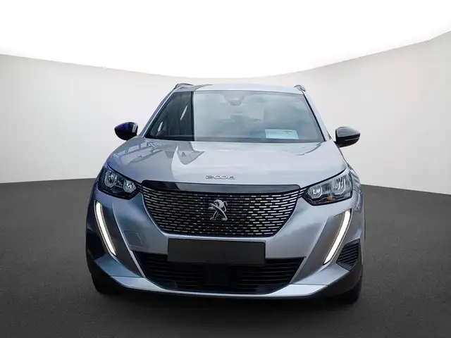 Peugeot 2008 view 2