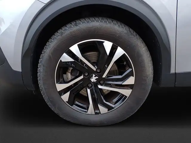 Peugeot 2008 view 8
