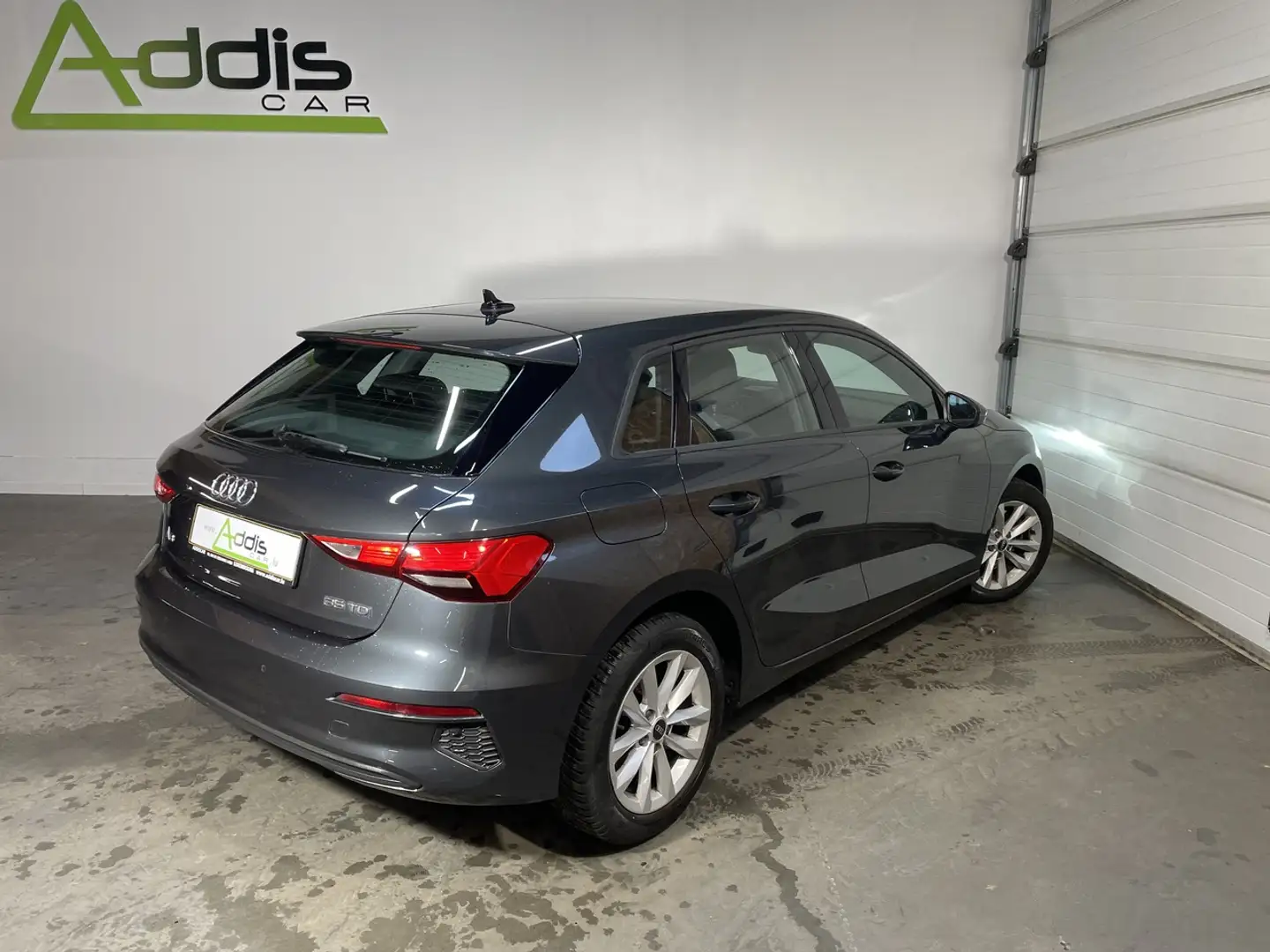 Audi A3 SPORTBACK 35 TDI 150 S-TRONIC BUSINESS GPS Gris - 2