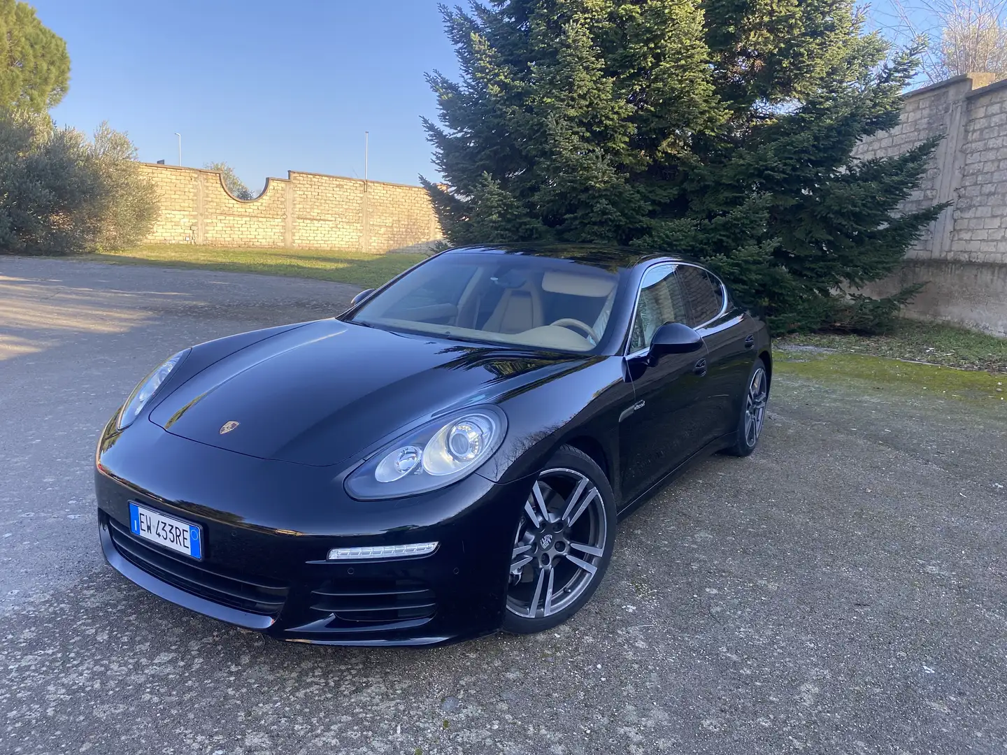 Porsche Panamera 3.0 300cv Nero - 1