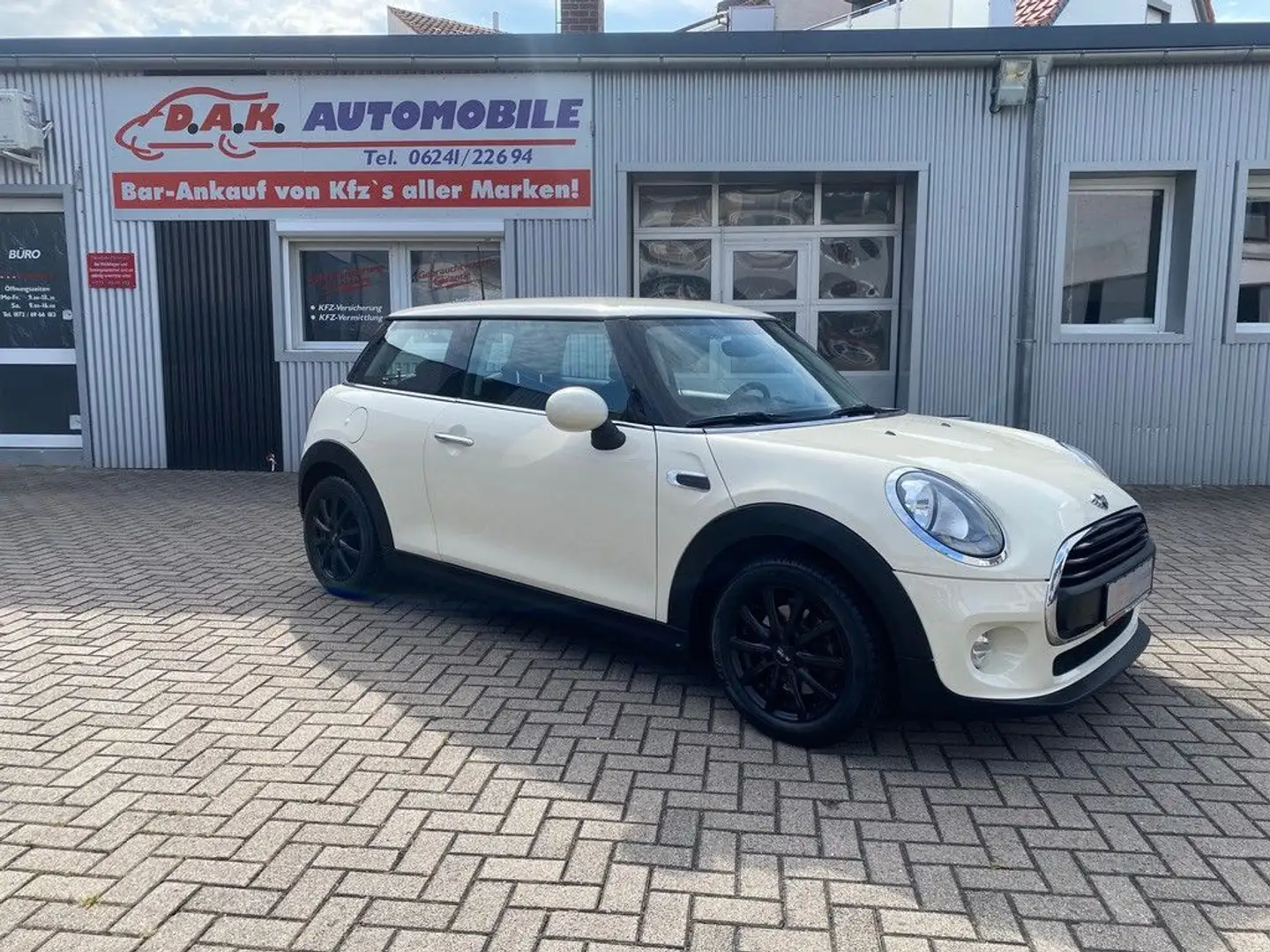 MINI One Mini 3-trg. One First 2.HAnd+SHZ+PDC Weiß - 1