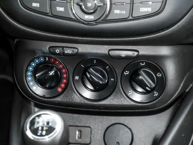 Opel Corsa view 8