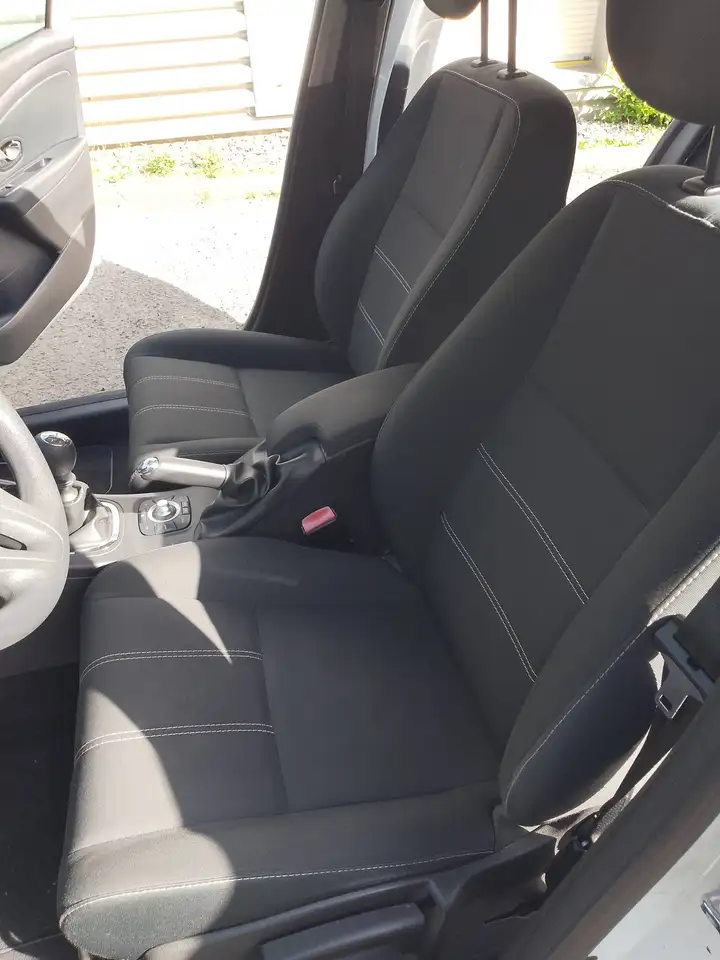 Renault Megane Grandtour — photo 5