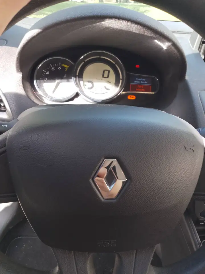 Renault Megane Grandtour — photo 4