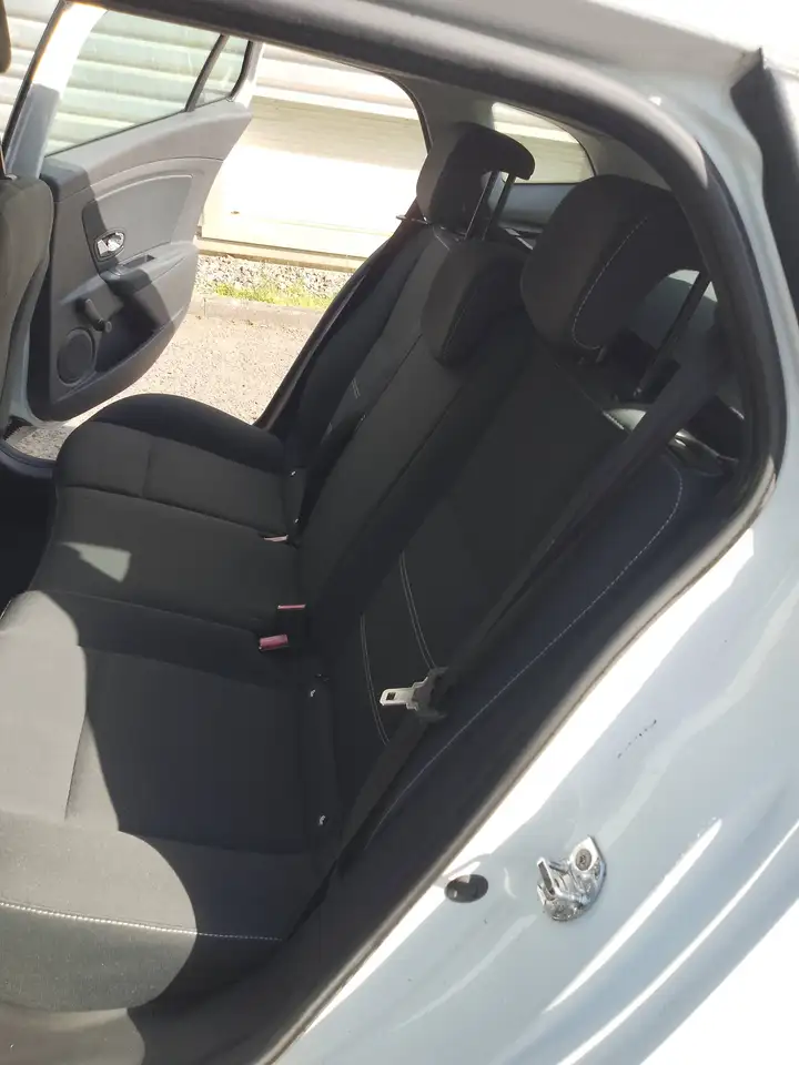 Renault Megane Grandtour — photo 6