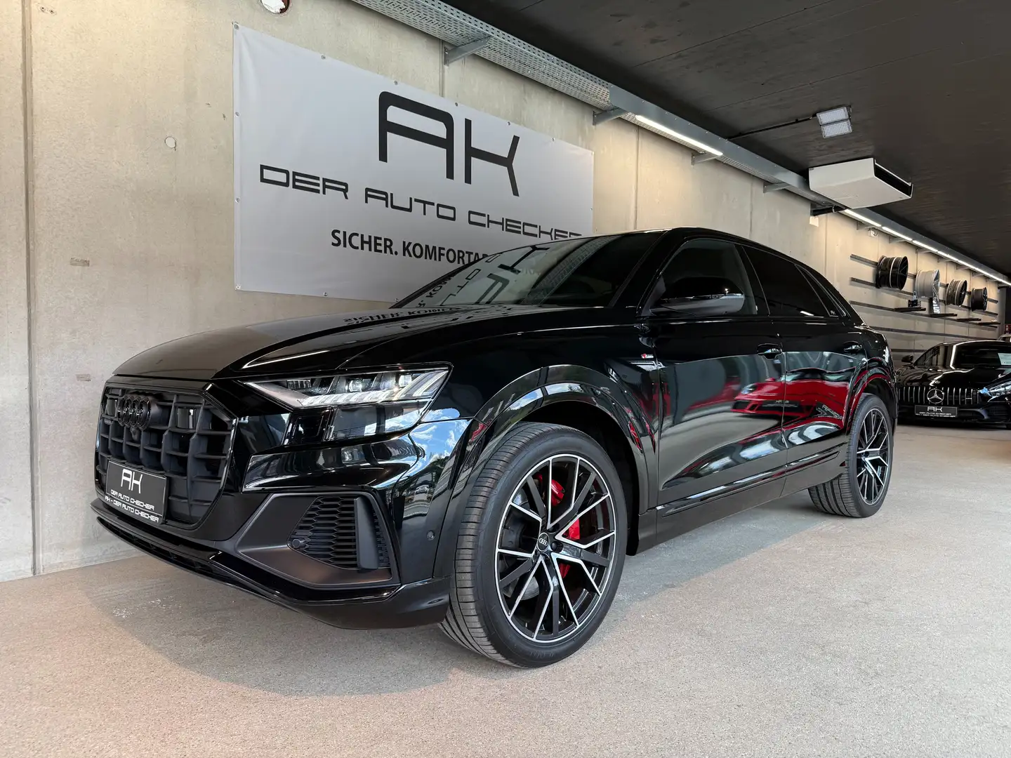 Audi Q8 60 TFSI e quattro S-line *All Black Schwarz - 2