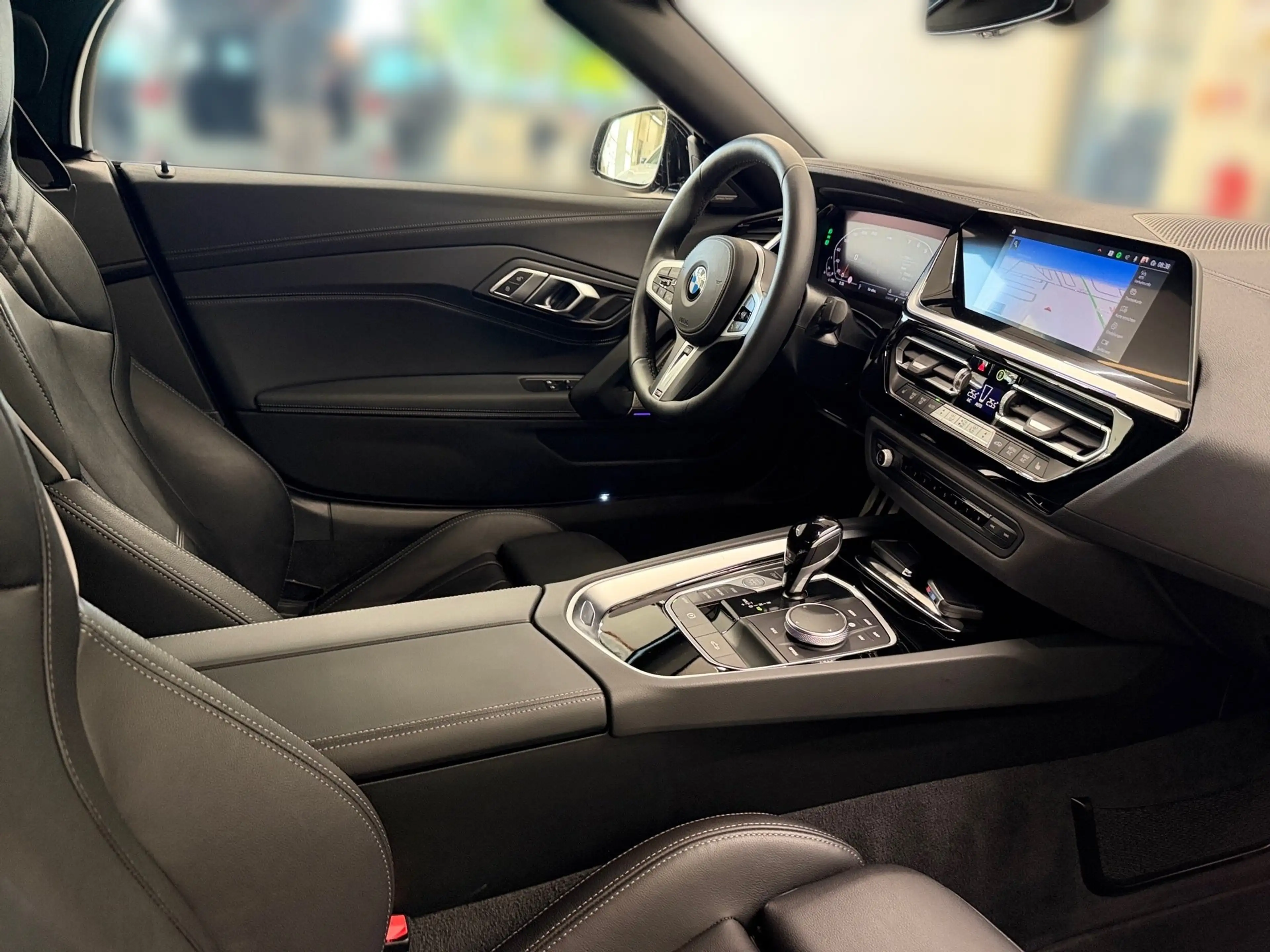 BMW Z4 sDrive 20i — photo 12