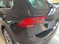 Volkswagen Tiguan R-LINE 2.0 TDI SCR 150 CV DSG Schwarz - thumbnail 23