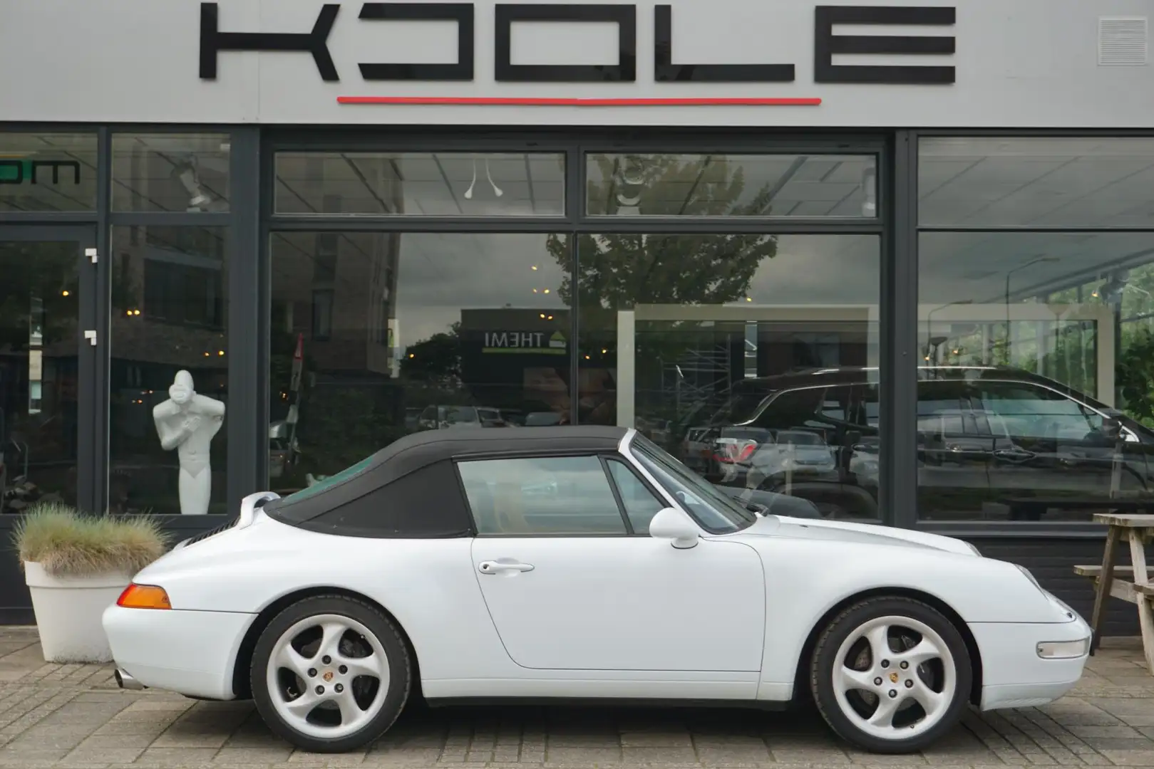 Porsche 911 Cabrio 3.6 | 993 Blanc - 1