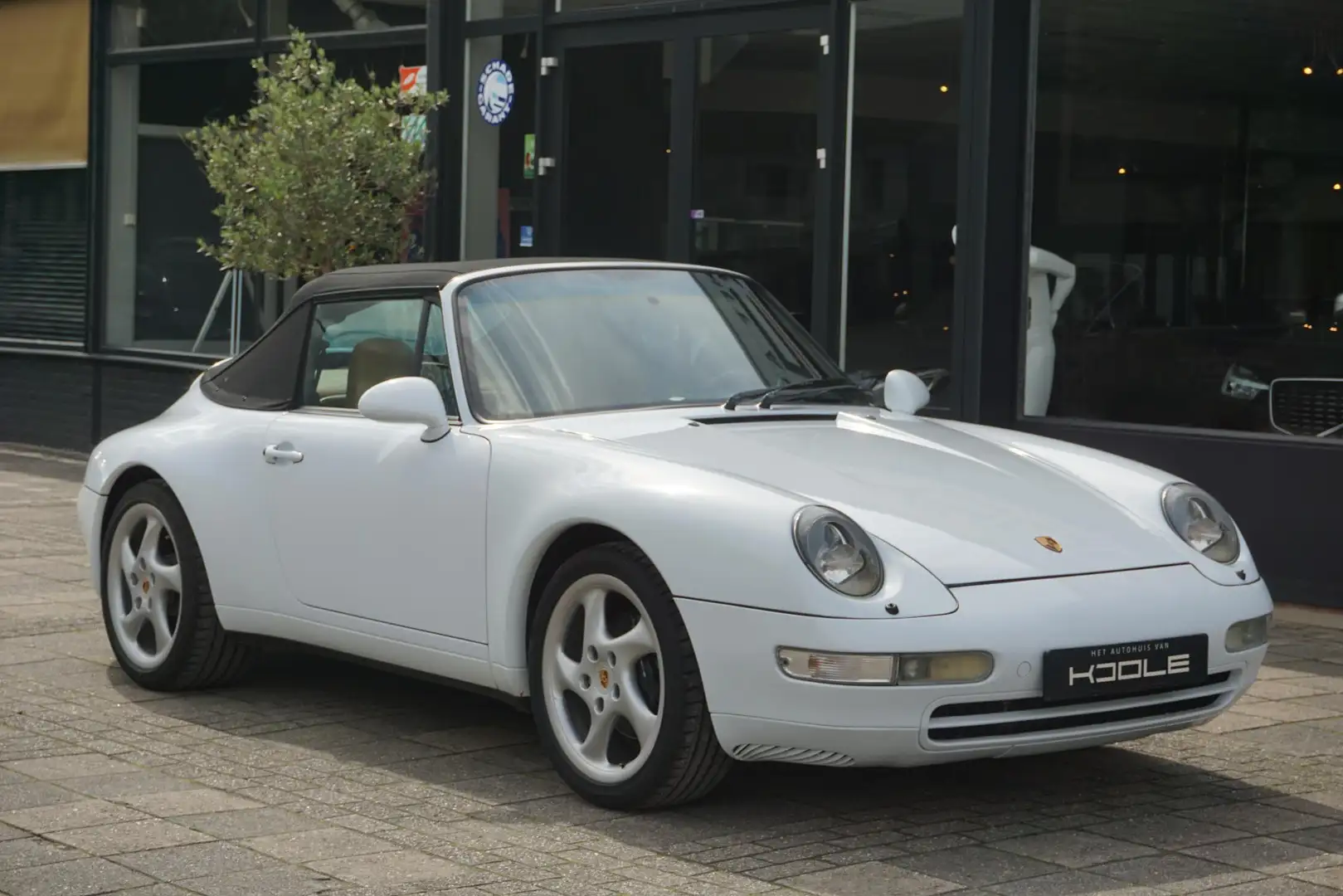 Porsche 911 Cabrio 3.6 | 993 Beyaz - 2