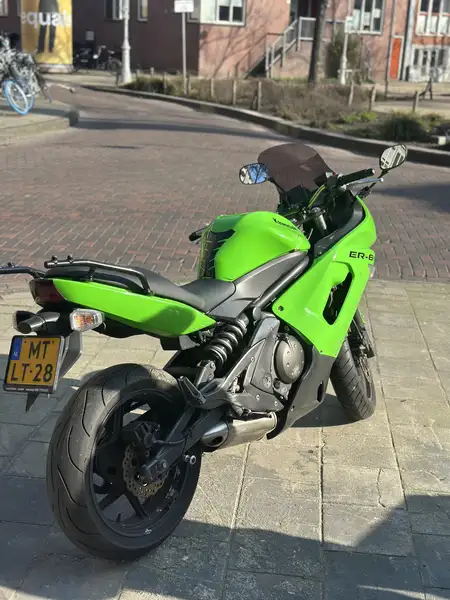 Kawasaki ER - 6 F - foto 4