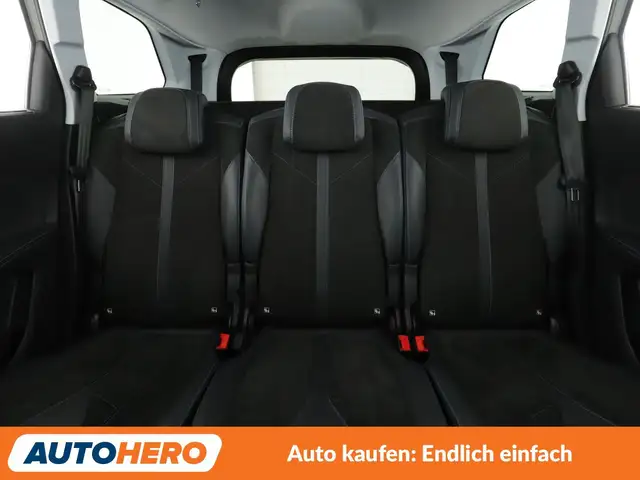 Peugeot 5008 view 15