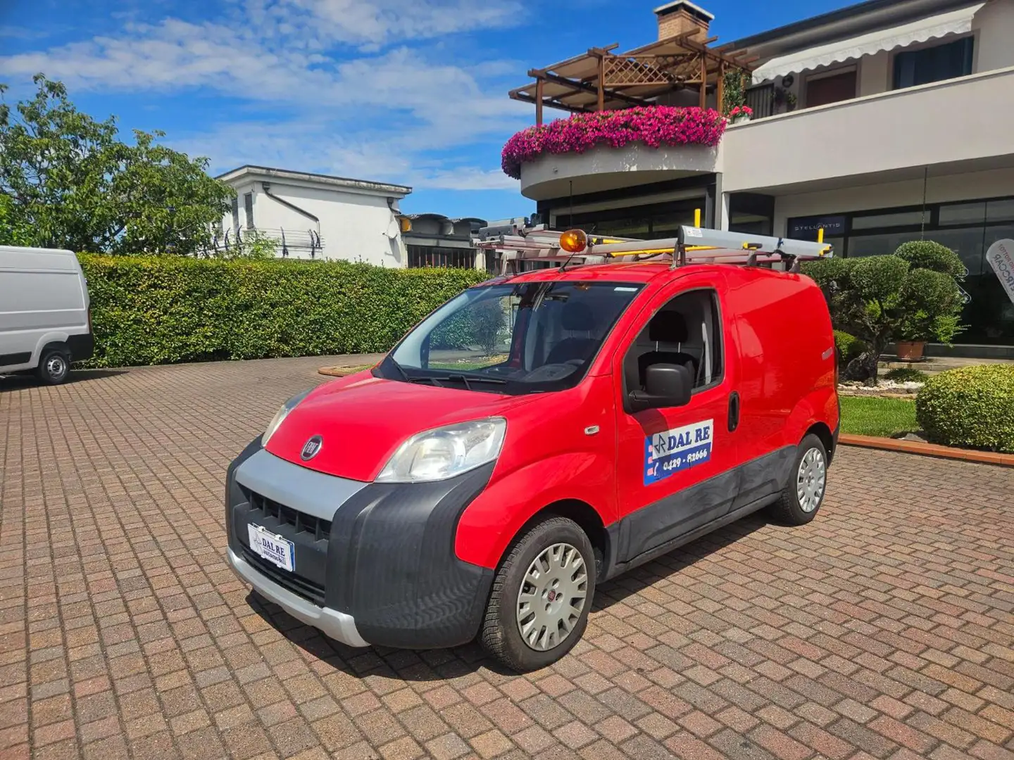 Fiat Fiorino 1.3 MJT 95CV ADVENTURE Rojo - 1